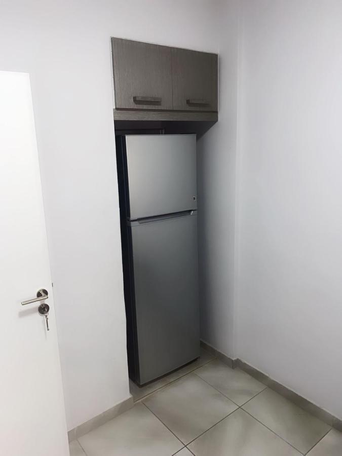 Paradise Promenade Apartment, 2Min Distance From Larnaca Marina Kültér fotó